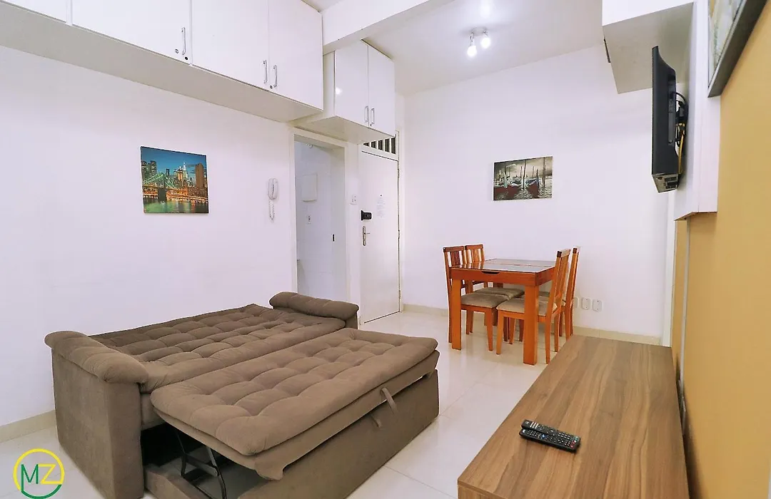 Belo 2 quartos para 6 pessoas na quadra da praia-1